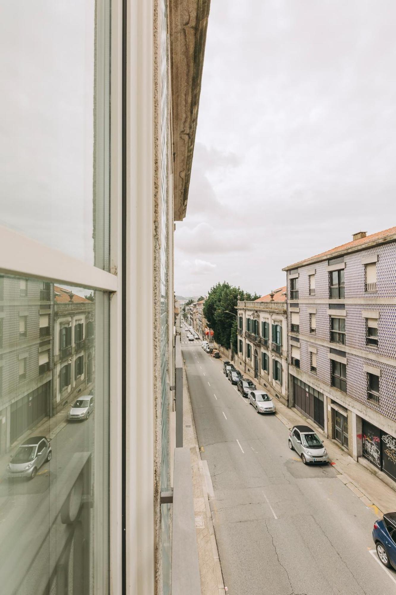 Aparthotel Oporto Palace Exterior photo